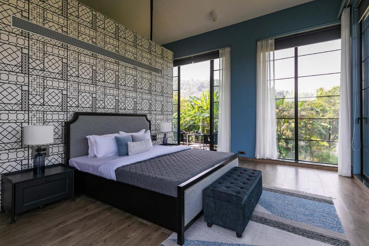 Stayvista At The Charcoal Villa Luxury Collection Alībāg Ngoại thất bức ảnh