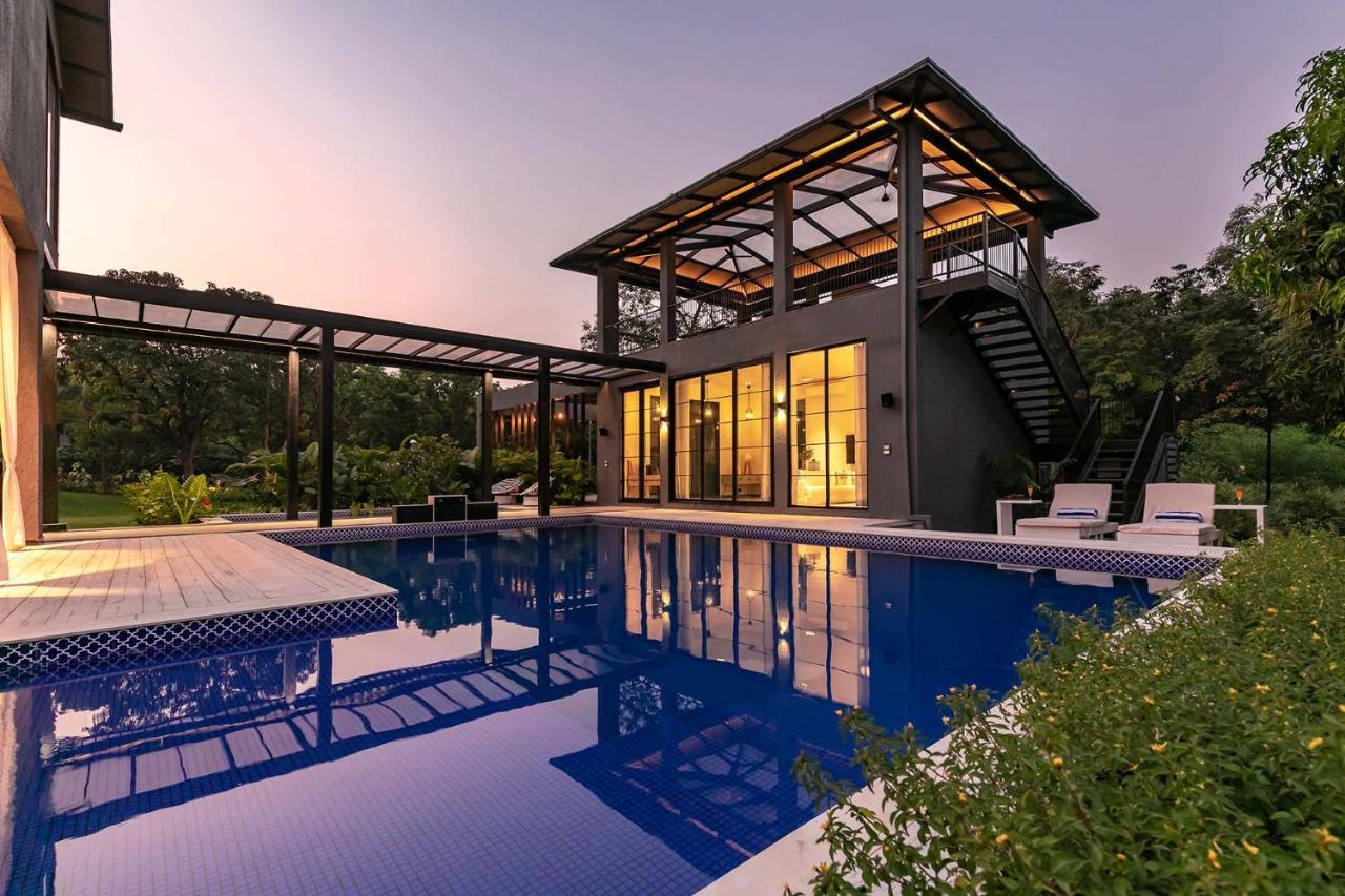 Stayvista At The Charcoal Villa Luxury Collection Alībāg Ngoại thất bức ảnh