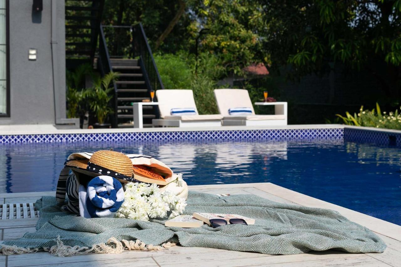 Stayvista At The Charcoal Villa Luxury Collection Alībāg Ngoại thất bức ảnh